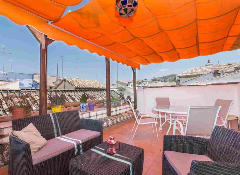 orange rooftop of el granado